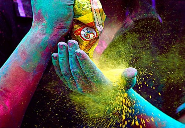 Happy Holi 2021 Wishes in Hindi