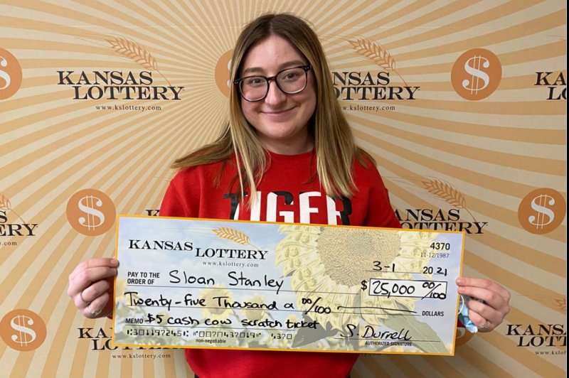 Kansas Woman won $25000 on Her First-Ever Lottery Ticket