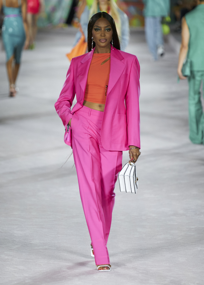 Versace Spring-Summer 22 - Fashion trends 2022